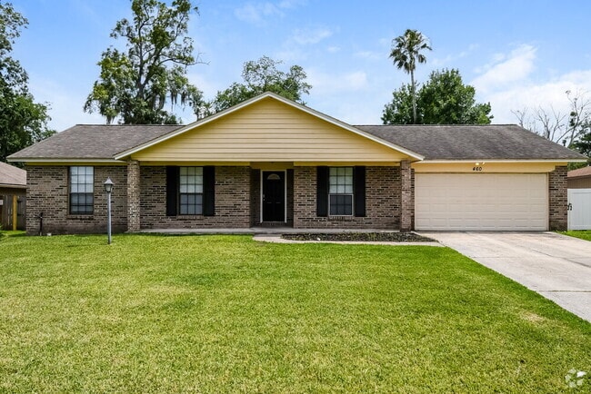 Building Photo - 460 Kevin Dr