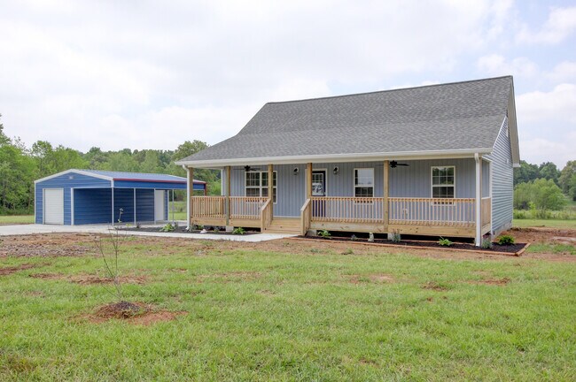 Building Photo - 5821 Highland Lick Rd
