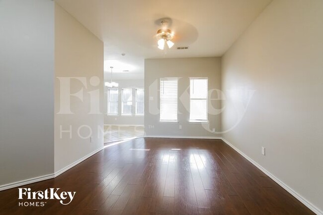 Building Photo - 1723 Ryanfeld Dr