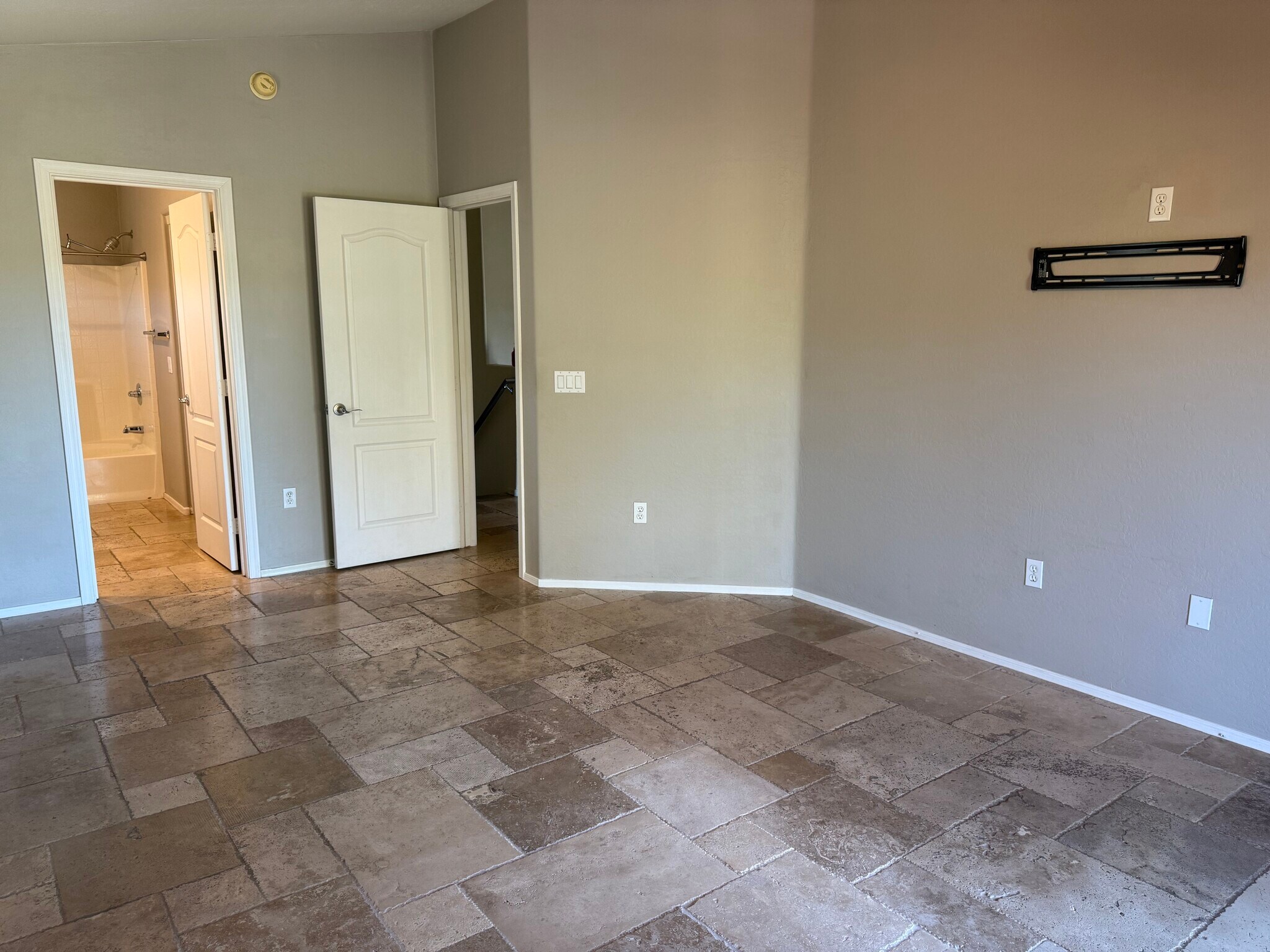 Building Photo - 18250 N 32nd St