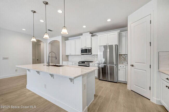 Building Photo - 8614 Catalissa Ave