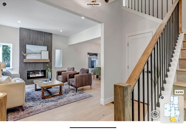 Building Photo - 2357 Grove St