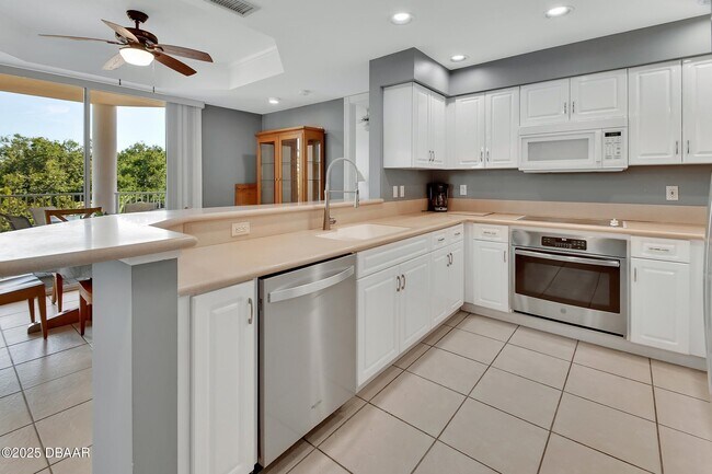 Building Photo - 4623 Rivers Edge Village Ln