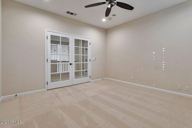 Building Photo - 6132 W Morrow Dr