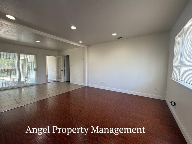 Building Photo - 6932 Richman Way