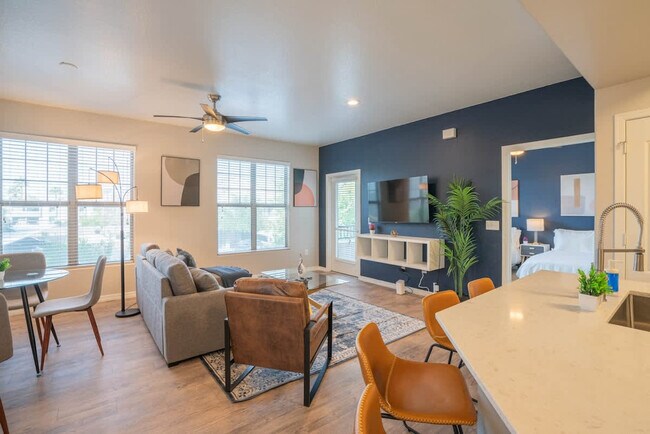 Building Photo - 10 W Minnezona Ave