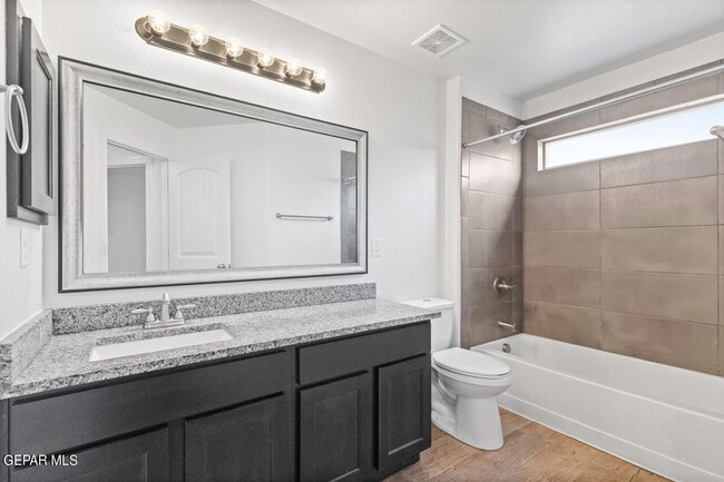 Building Photo - 4532 McBee Ct