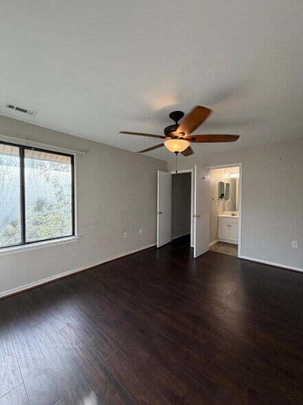 Building Photo - 1111 Castle Harbour Way