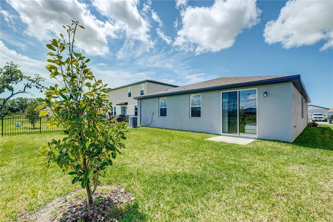 Building Photo - 10210 Daybreak Glen