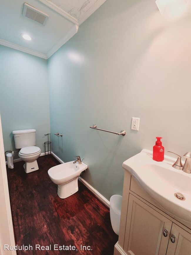 Building Photo - 4 br, 3 bath House - 12 Montevallo Ter.