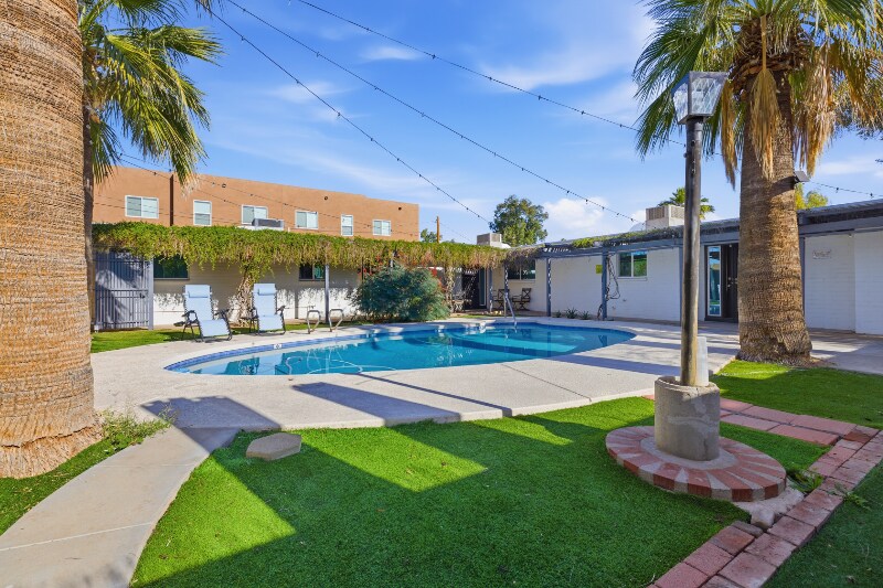 Building Photo - 4235 N 13th Pl