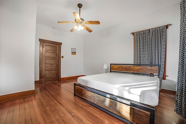 Building Photo - 17221 Steger Ln