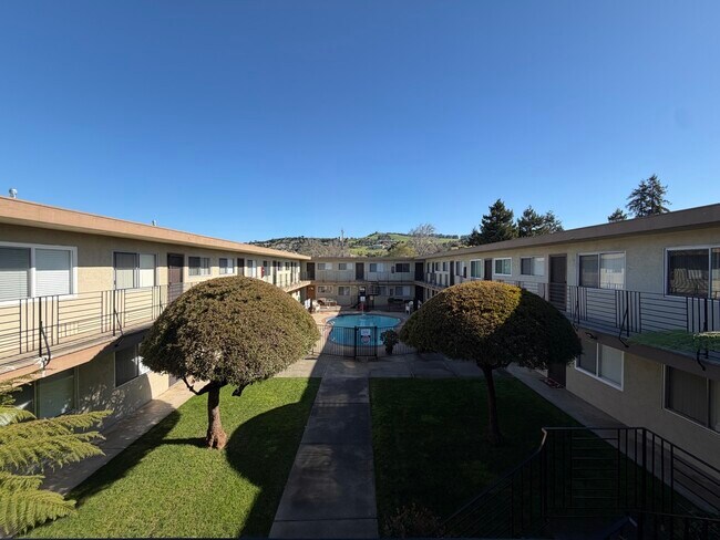 Building Photo - 14433 Bancroft Ave