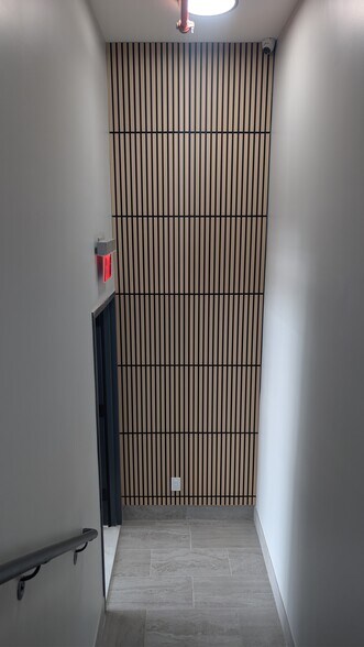 Building Photo - 501 Central Ave