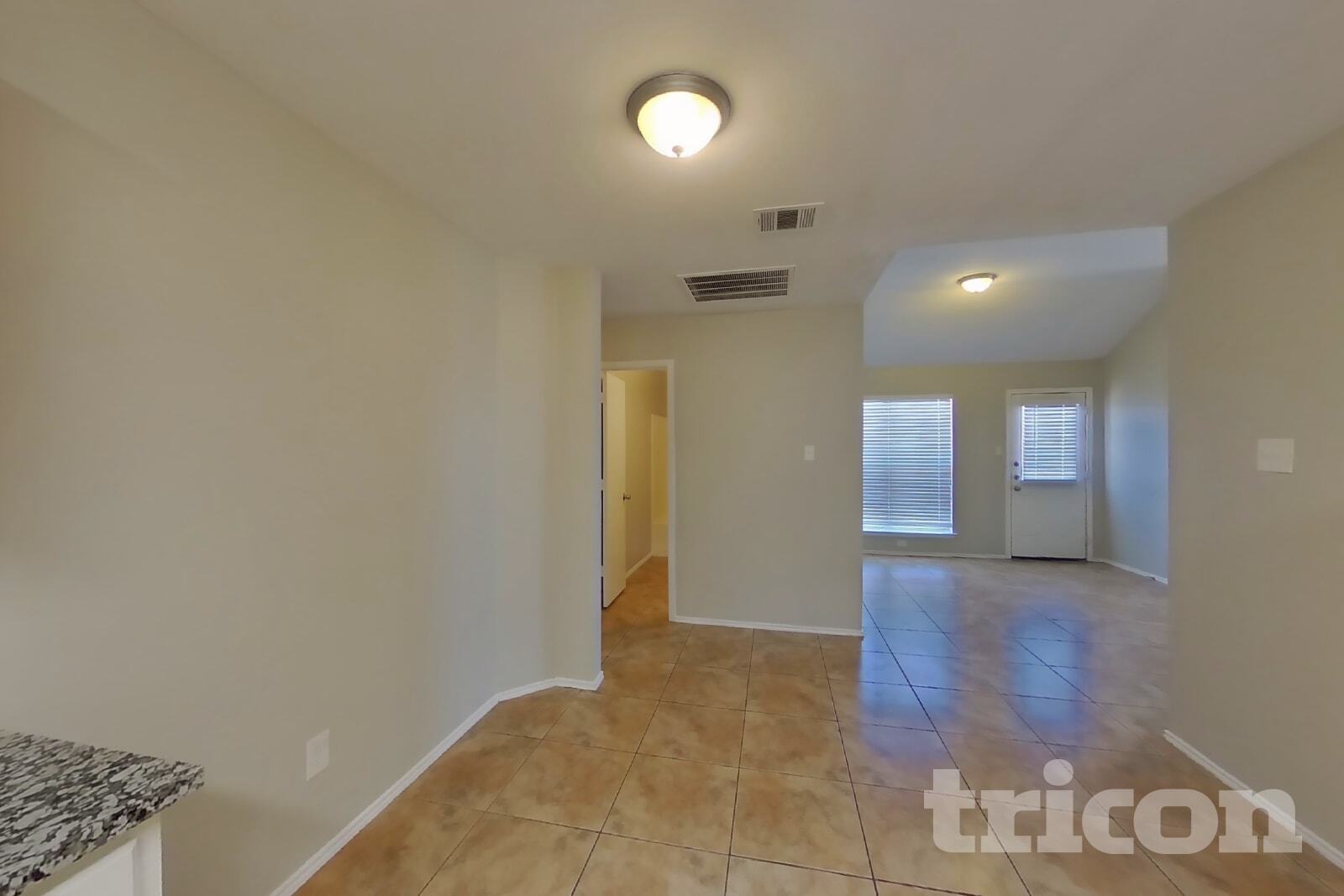 Building Photo - 413 Rustic Grove Ln