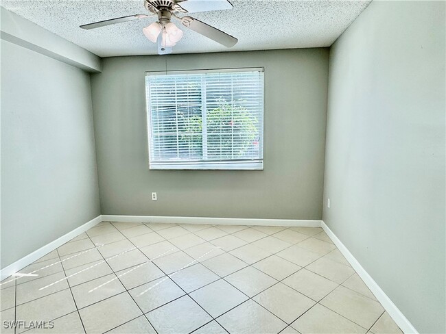 Building Photo - 1200 Reserve Way