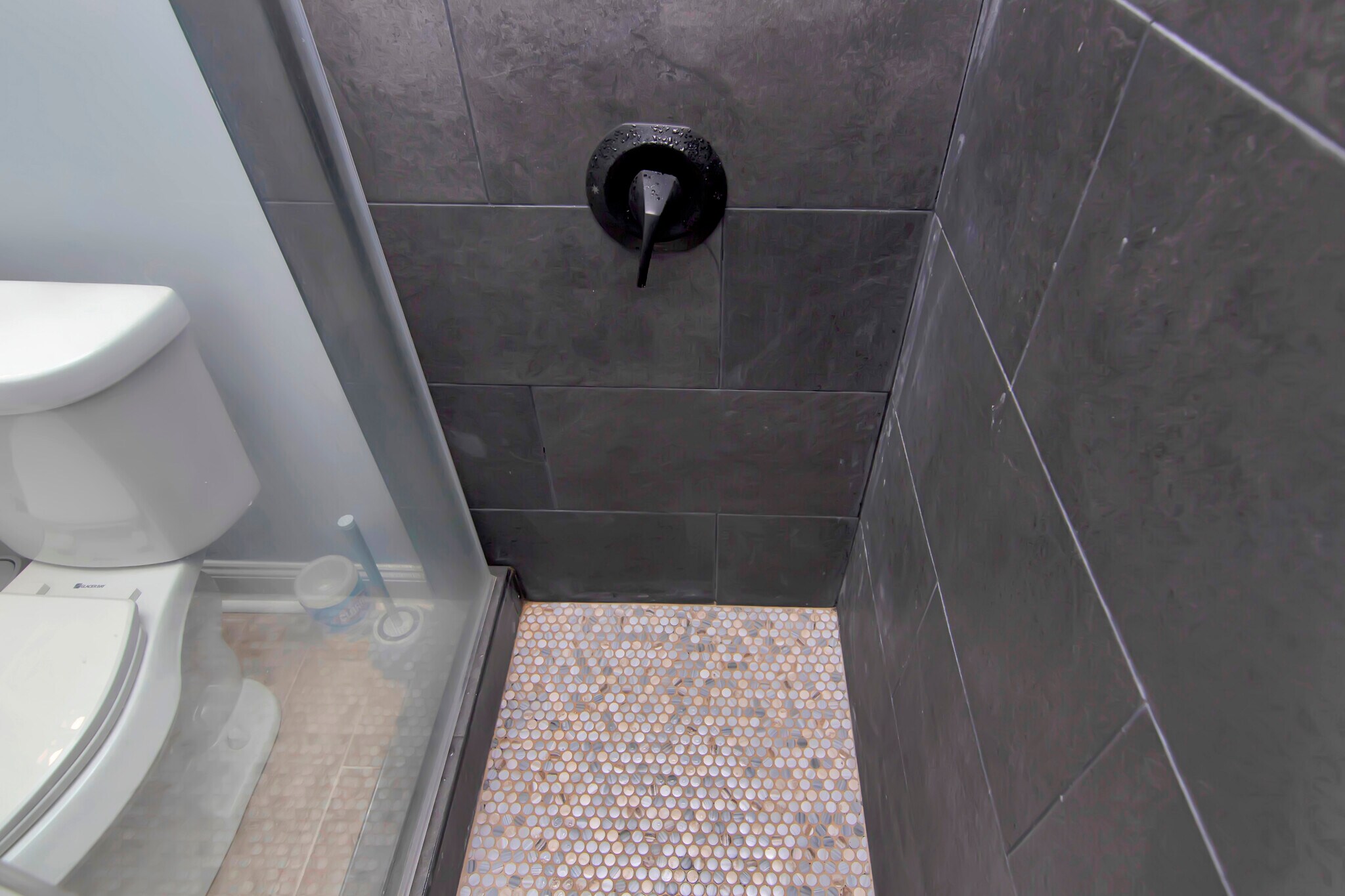 Building Photo - 452 42nd St