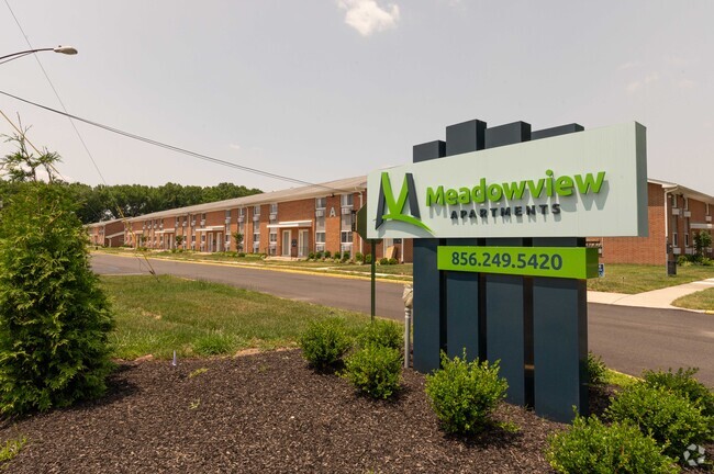 Building Photo - Meadowview Apartments