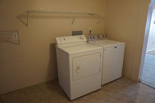 Building Photo - Close to Fort Huachuca