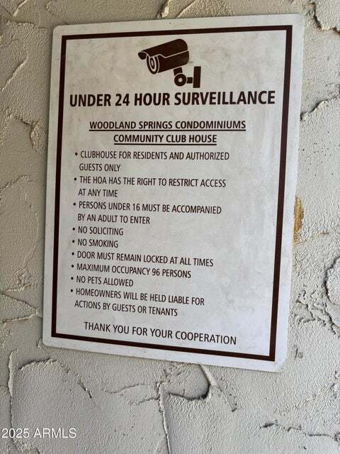 Building Photo - 8055 E Thomas Rd