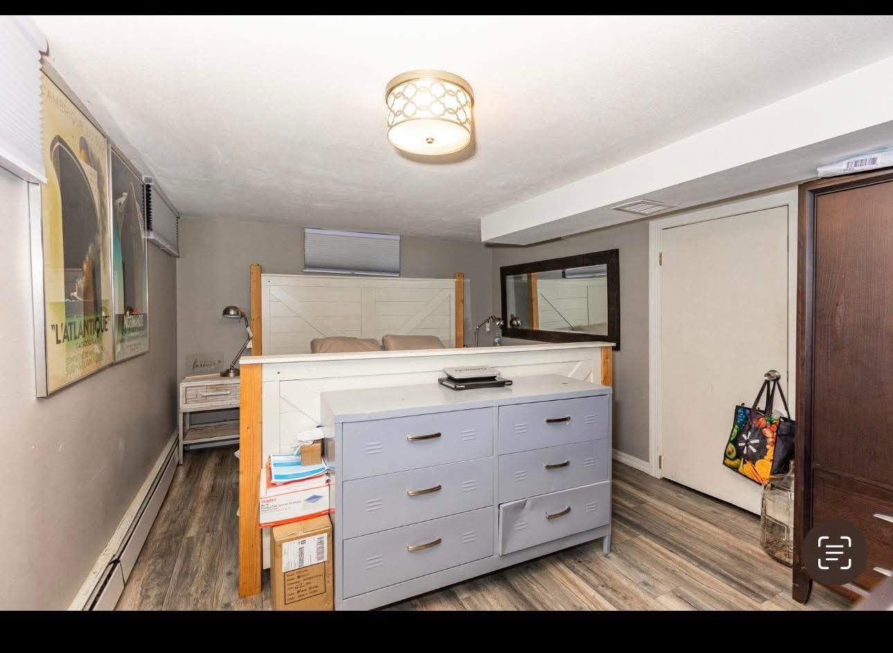 Building Photo - 20 Doncaster Ave
