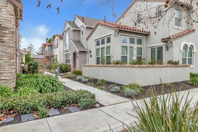 Building Photo - Wow! What a Great Home! Available Soon!
