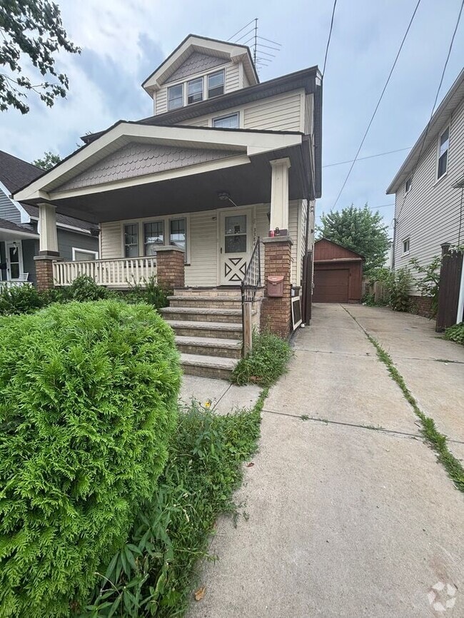 Building Photo - Charming 3 beds 1 baths in Cleveland!