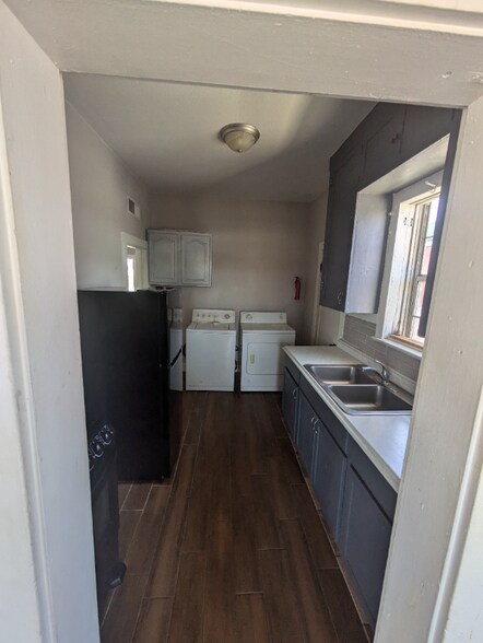 Building Photo - 3318 Nations Ave