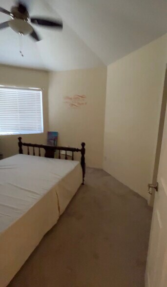 Building Photo - 1720 E Thunderbird Rd