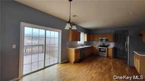 Building Photo - 103 Cosh Rd