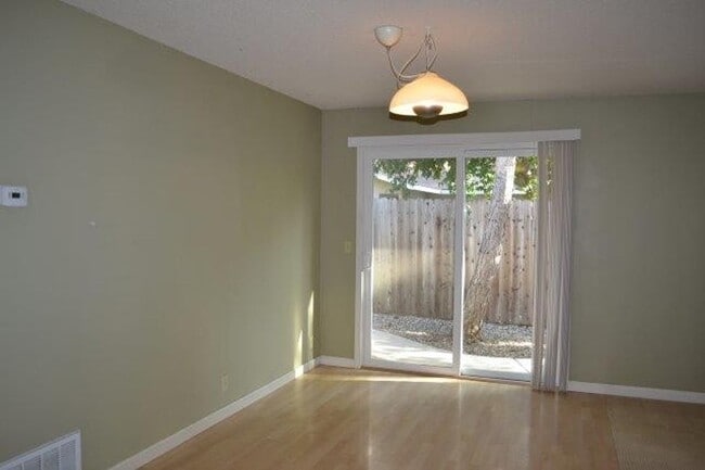 Building Photo - Scripps Drive Duplex