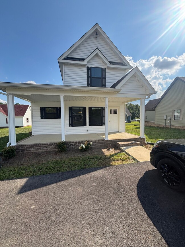 Building Photo - 158 Apache Ln