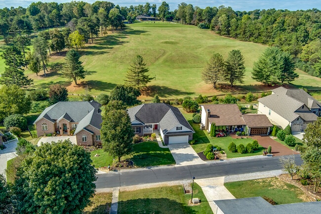 Building Photo - 134 Daleyuhski Way