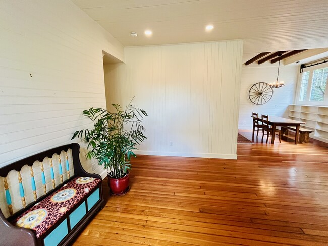 Building Photo - 83 Washington Ave