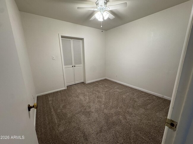 Building Photo - 5444 E Pinchot Ave