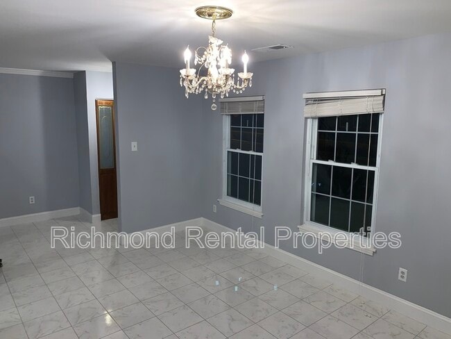 Building Photo - 4 Skipwith Green Cir