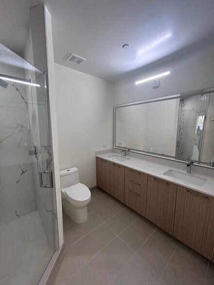 Building Photo - 10315 NW 129th St