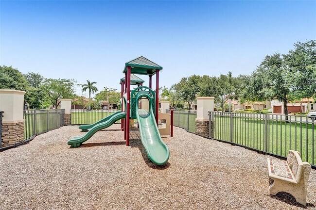 Building Photo - 3530 NW 87th Ave