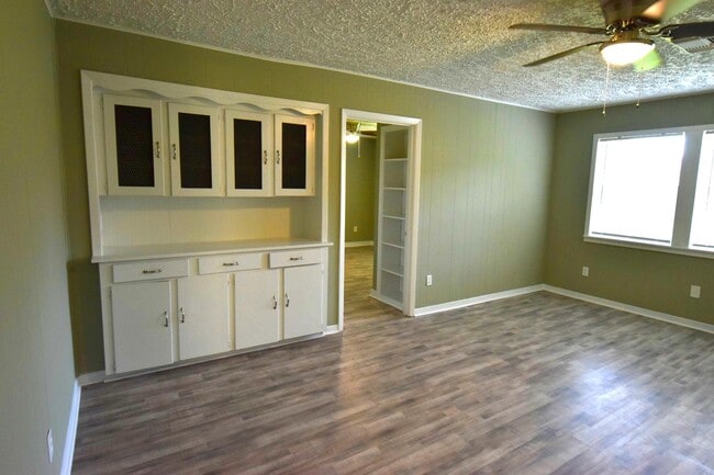 Building Photo - 4038 Erby St