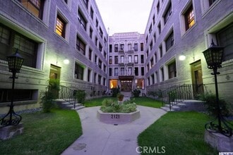 Building Photo - 2121 James M Wood Blvd