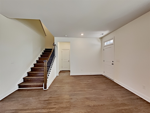 Building Photo - 211 Stowe Rd