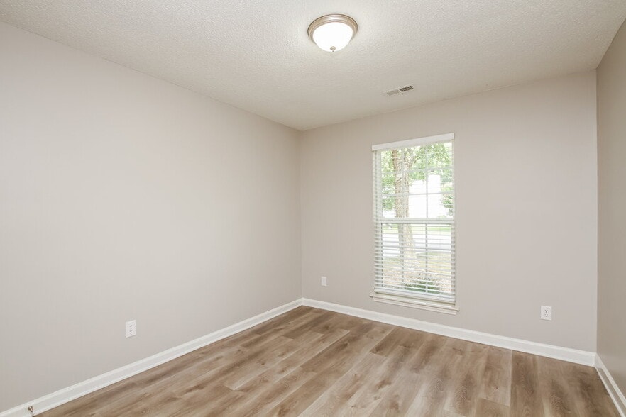 Building Photo - 8809 Little Hampton Pl
