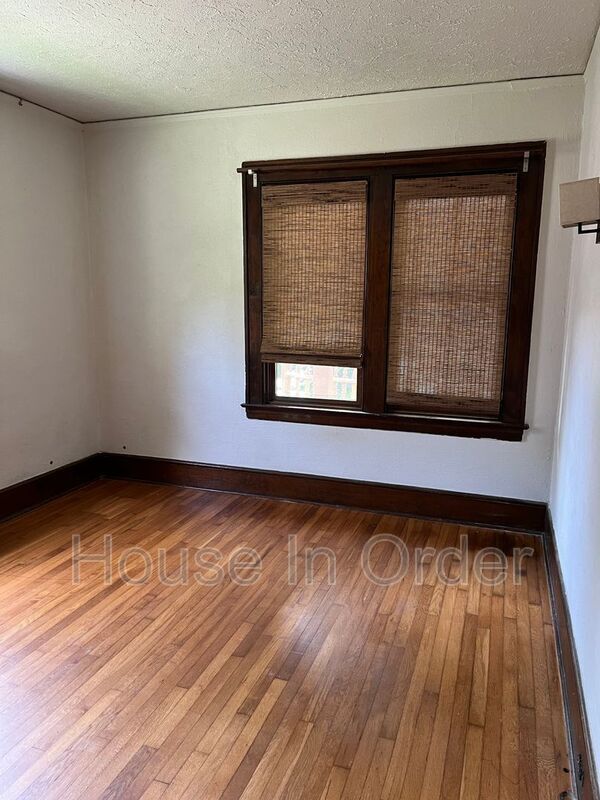 Building Photo - 809 Reed St