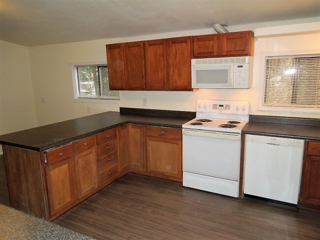Building Photo - Remodeled 3 Bedroom Home with 2 Car Garage!