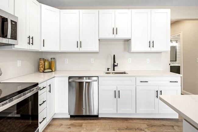 Building Photo - 242 Atlantic Ave