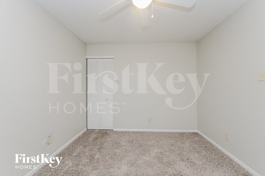 Building Photo - 2391 Providence Ct