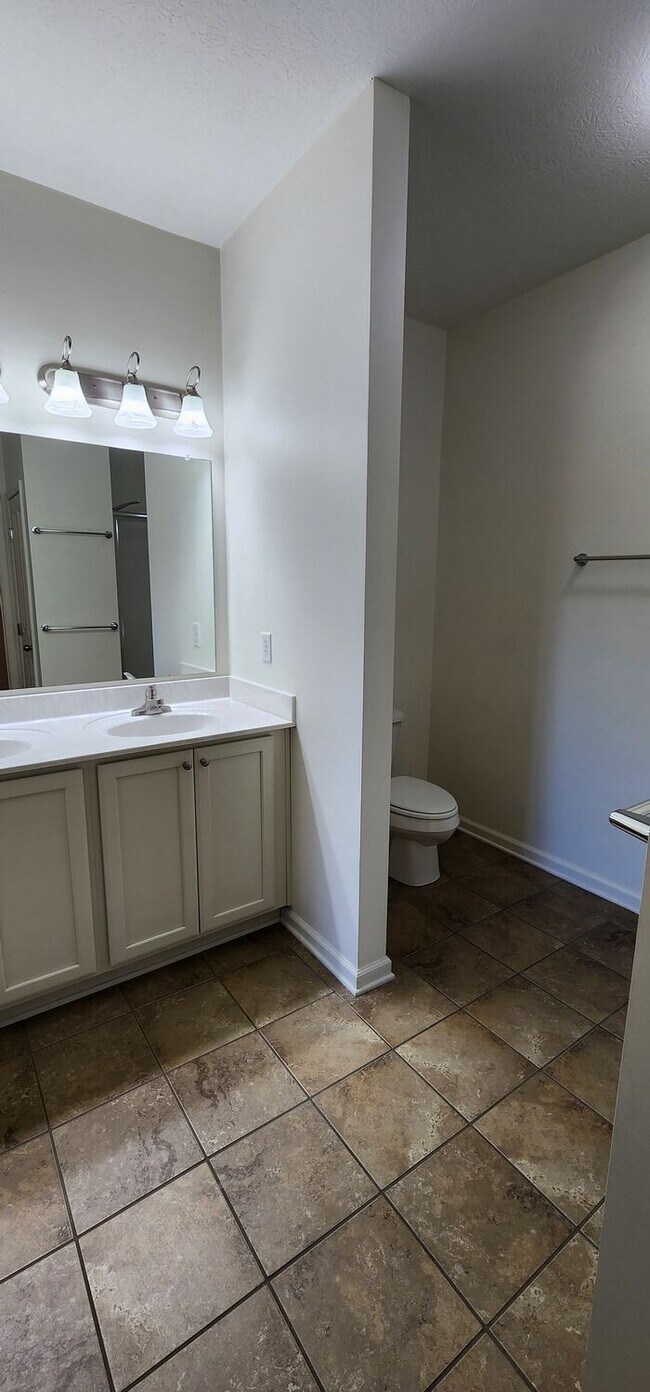 Building Photo - Fantastic 2-3 Bedroom Condo in Powell