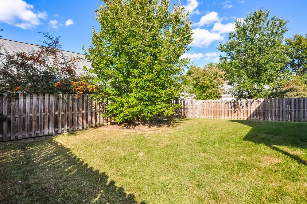 Building Photo - 3151 La Costa Way