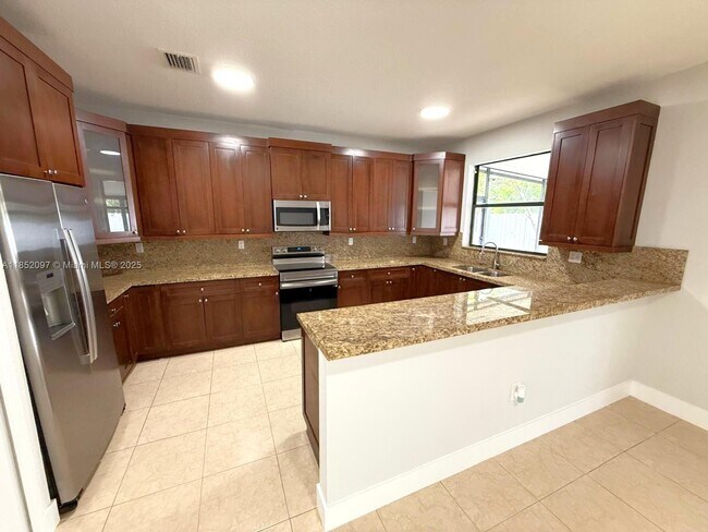 Building Photo - 13631 SW 272nd Terrace