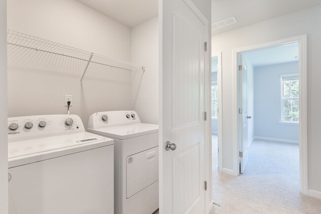 Building Photo - Newly Constructed 4bd/3.5ba Minutes From Airport and Under 2 Mi. From Downtown Hapeville!